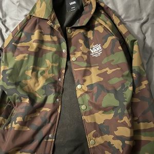 Vans lightweight camo jacket